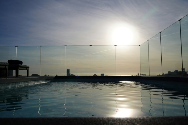 swimming pool glass fence
